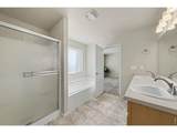 961 Ashbrook Dr - Photo 18