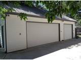 853 7th St - Photo 27