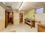 1416 Skyline Dr - Photo 31