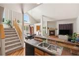 320 Strasburg Dr - Photo 10