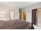 320 Strasburg Dr - Photo 18