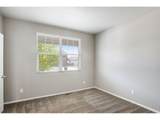 912 Charlton Dr - Photo 24