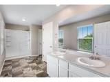 912 Charlton Dr - Photo 32