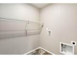 912 Charlton Dr - Photo 40