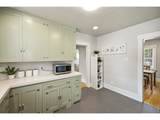 411 Oak St - Photo 13