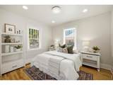 411 Oak St - Photo 17