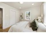 411 Oak St - Photo 18