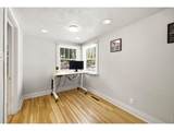 411 Oak St - Photo 19