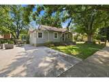 411 Oak St - Photo 3