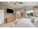 2040 Oak Ave - Photo 12
