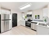 823 4th St - Photo 32