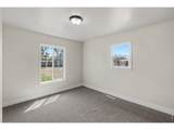 701 35th St - Photo 15