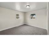 701 35th St - Photo 17