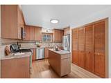 1685 Geneva Cir - Photo 11