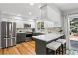 335 32nd St - Photo 11