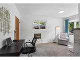 335 32nd St - Photo 12