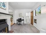 335 32nd St - Photo 14