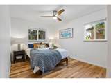 335 32nd St - Photo 16