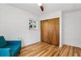 335 32nd St - Photo 19