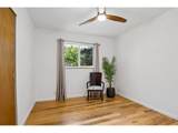 335 32nd St - Photo 20