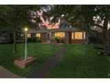 335 32nd St - Photo 28