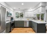335 32nd St - Photo 8