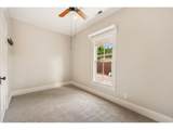 1050 8th St - Photo 31