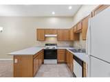4500 Seneca St - Photo 14