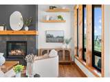 1366 Eliza Ave - Photo 15