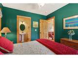 823 University Dr - Photo 10