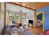 823 University Dr - Photo 9
