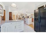 4601 Sunshine Ct - Photo 8