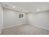 2938 Glendevey Dr - Photo 19