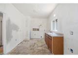817 Whedbee St - Photo 13