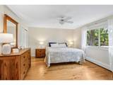 7922 Meadowlake Rd - Photo 21
