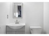 2539 Eugene Dr - Photo 28