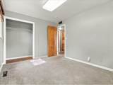 1053 Montview Rd - Photo 14