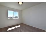 520 85th Ave - Photo 32