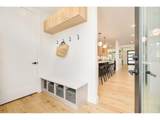 2485 Oak St - Photo 12