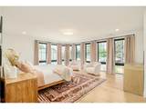 2485 Oak St - Photo 14
