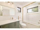 2485 Oak St - Photo 27
