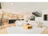 2485 Oak St - Photo 8