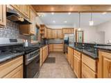 401 Shady Holw - Photo 15