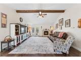 731 Marigold Ln - Photo 5