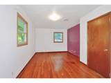 818 Edmunds St - Photo 10