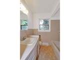 818 Edmunds St - Photo 13