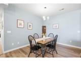 914 Schlagel St - Photo 13