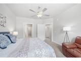 914 Schlagel St - Photo 19