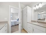 914 Schlagel St - Photo 21