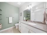 914 Schlagel St - Photo 25